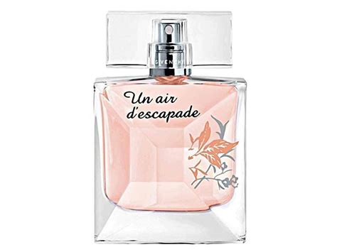 Un Air d'Escapade by Givenchy » Reviews & Perfume 